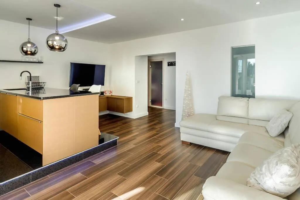 Luxury Apartment Martinis With Pool Split