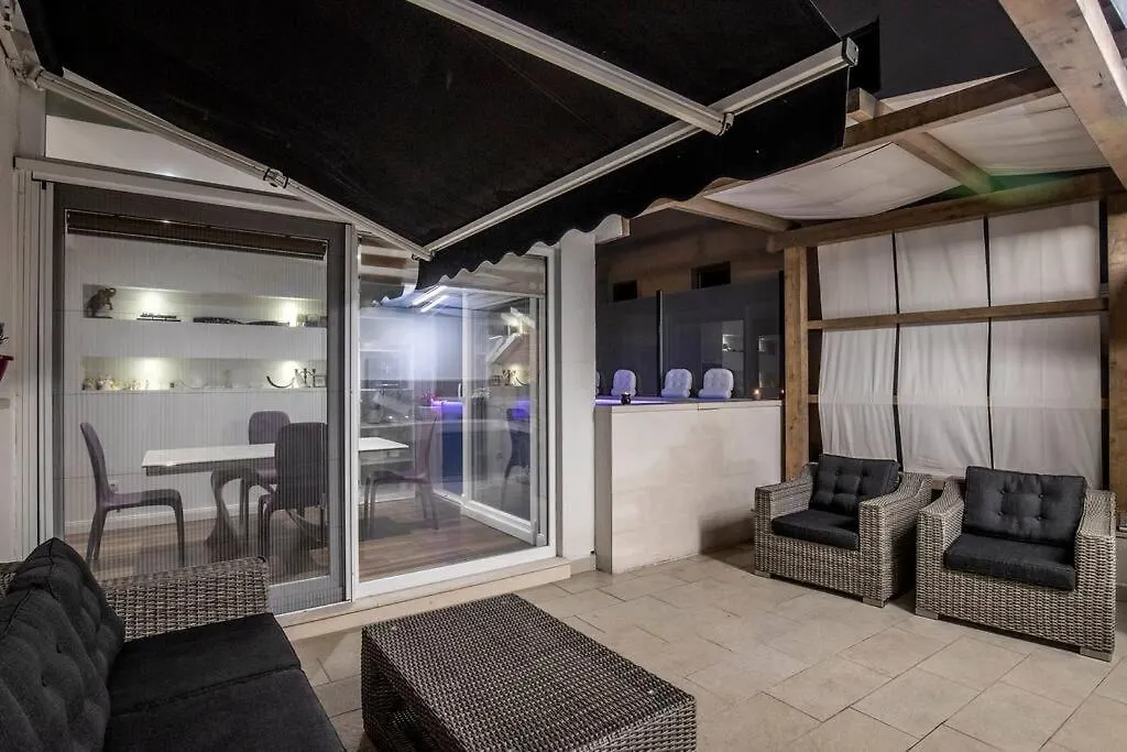 Luxury Apartment Martinis With Pool Split 0*,  Croatia